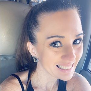 Meet your Posher, Kellie